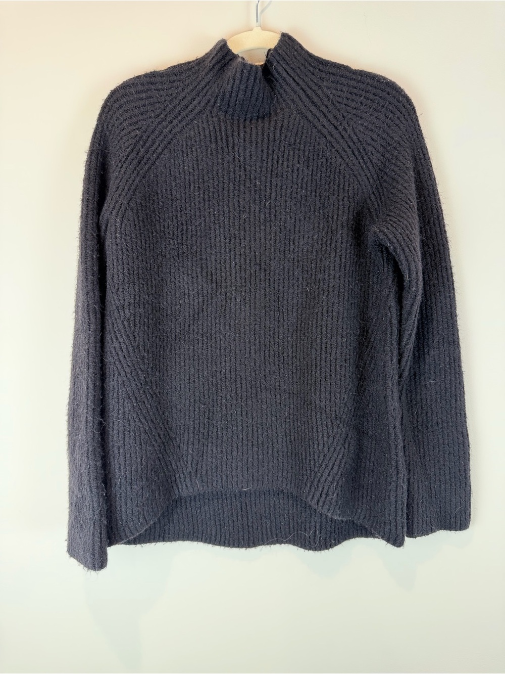 Madewell Black Ribbed Minimalist Mock-Turtleneck Cozy Chic Sweater Medium